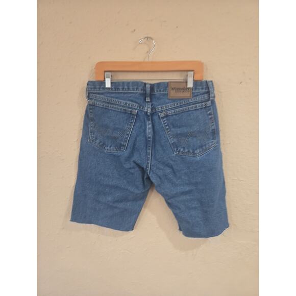 Vintage Wrangler Jean Denim Cutoff Shorts Size 32 - 100% Cotton - Picture 5 of 8
